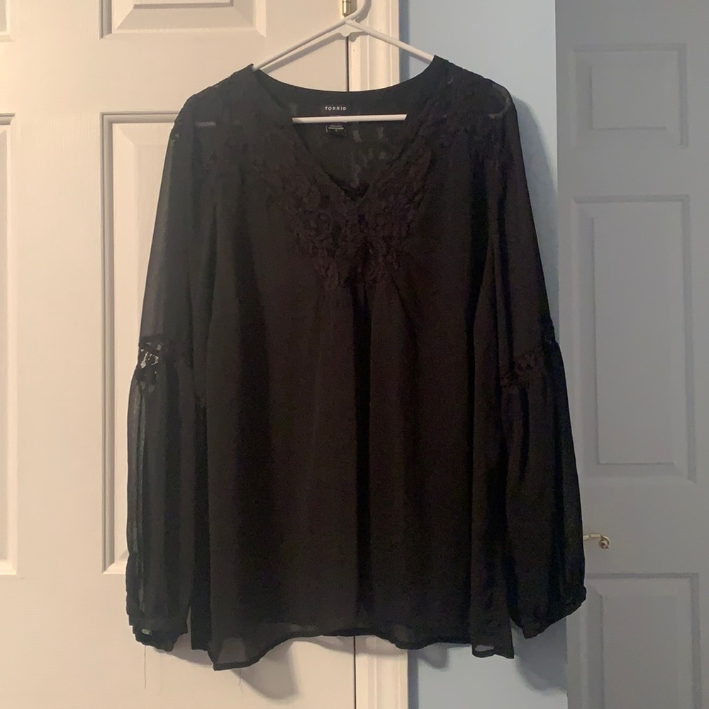 3X Black Lace Detailed Long Sleeve Shirt (Torrid)